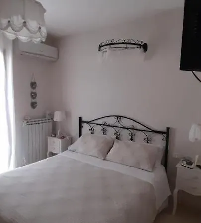 Via Roma 224 Πανσιόν Polignano a Mare