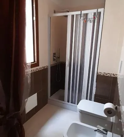 Via Roma 224 Πανσιόν 4*